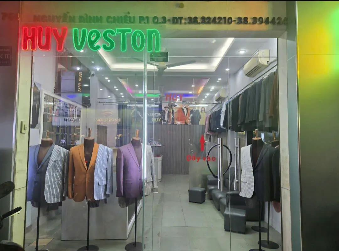 HUY TAILOR 