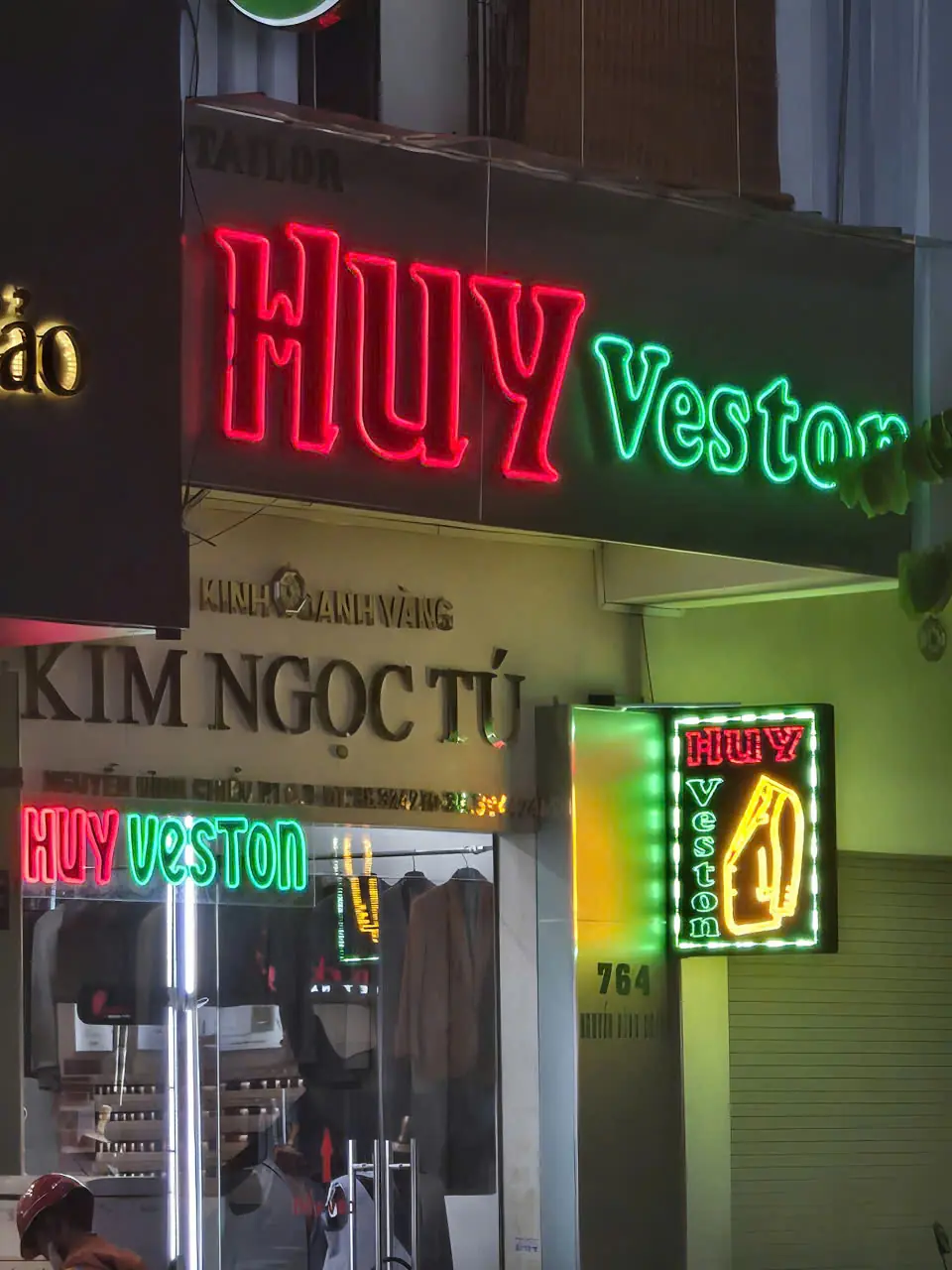HUY TAILOR 